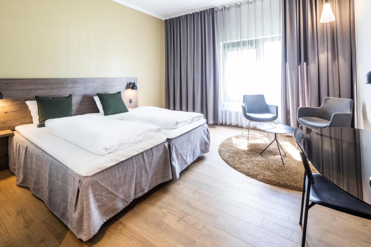 Hotel Comwell H C Andersen Dolce By Wyndham Odense Esterno foto